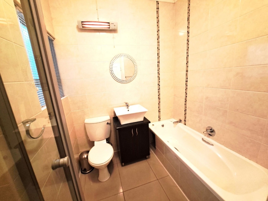 2 Bedroom Property for Sale in Clavadel River Lodge Free State